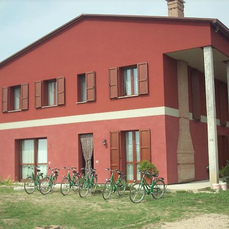 B&B Da Toni Taglio di Po Eksteriør bilde